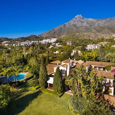 Villa Cubo's Luxury Mansion El Baron De Sierra Blanca Marbella