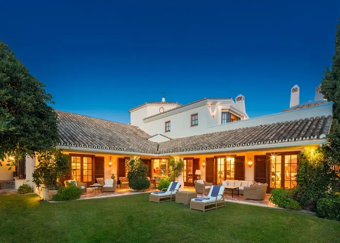 Вилла Cubo's Luxury Mansion El Baron De Sierra Blanca *