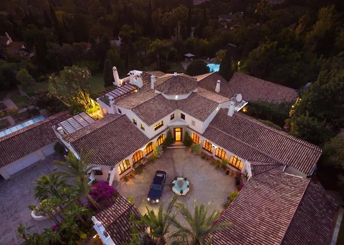 Cubo's Luxury Mansion El Baron De Sierra Blanca Вилла Марбелья