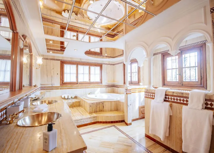 Вилла Cubo's Luxury Mansion El Baron De Sierra Blanca *
