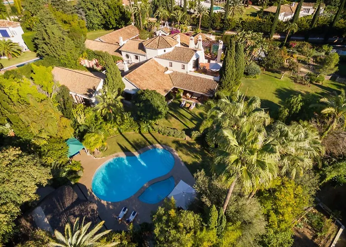 Вилла Cubo's Luxury Mansion El Baron De Sierra Blanca *