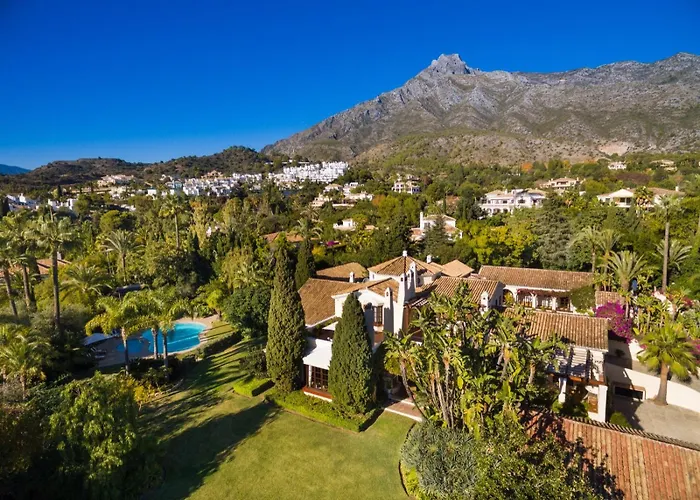 Вилла Cubo's Luxury Mansion El Baron De Sierra Blanca Марбелья