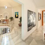 Cubo's Luxury Mansion El Baron De Sierra Blanca Willa *