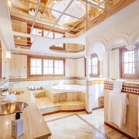Vila Cubo's Luxury Mansion El Baron De Sierra Blanca *