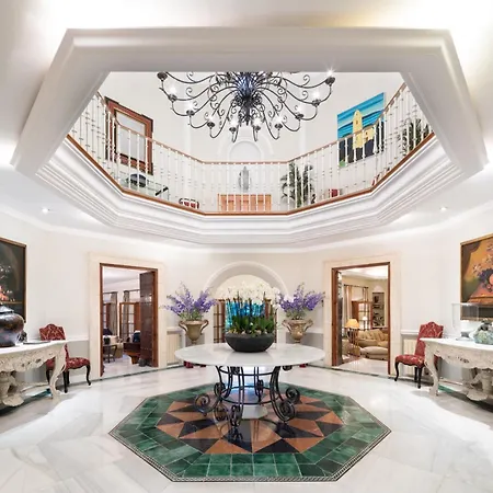Vila Cubo's Luxury Mansion El Baron De Sierra Blanca Marbella