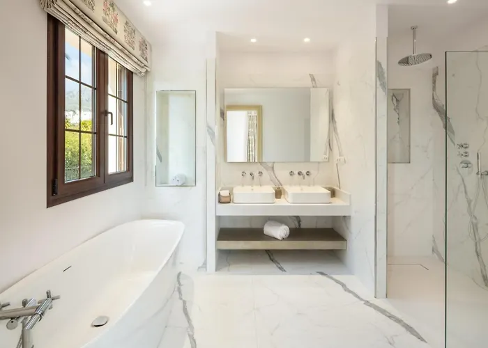Cubo's Luxury Mansion El Baron De Sierra Blanca Marbella