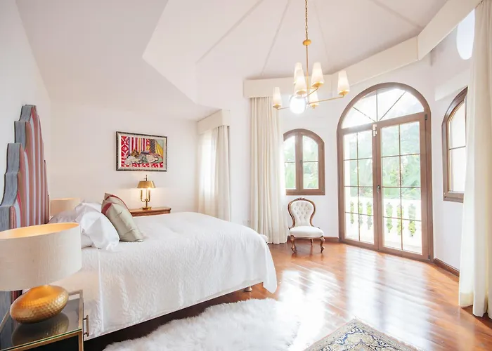 Cubo's Luxury Mansion El Baron De Sierra Blanca * Marbella