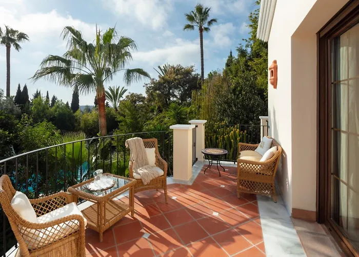 Cubo's Luxury Mansion El Baron De Sierra Blanca * Marbella