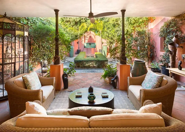 Villa Cubo's Luxury Mansion El Baron De Sierra Blanca Marbella