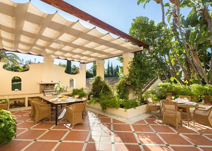 Cubo's Luxury Mansion El Baron De Sierra Blanca * Marbella