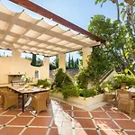 Cubo's Luxury Mansion El Baron De Sierra Blanca * ماربيا