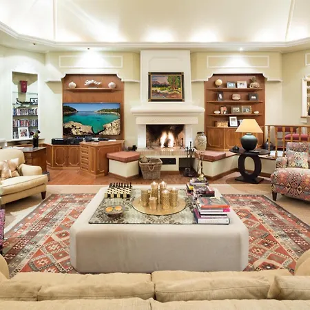 Villa Cubo's Luxury Mansion El Baron De Sierra Blanca