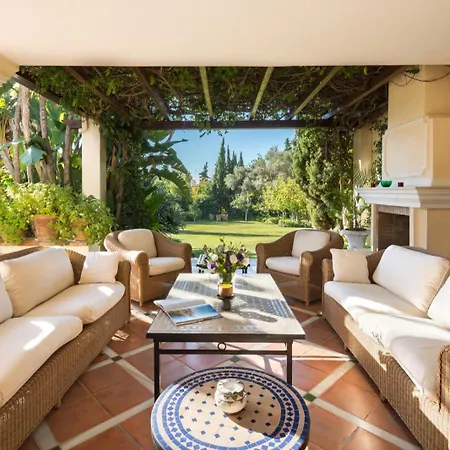 Cubo's Luxury Mansion El Baron De Sierra Blanca Вилла Марбелья