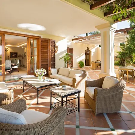 Cubo's Luxury Mansion El Baron De Sierra Blanca Марбелья