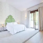 Cubo's Luxury Mansion El Baron De Sierra Blanca Willa *